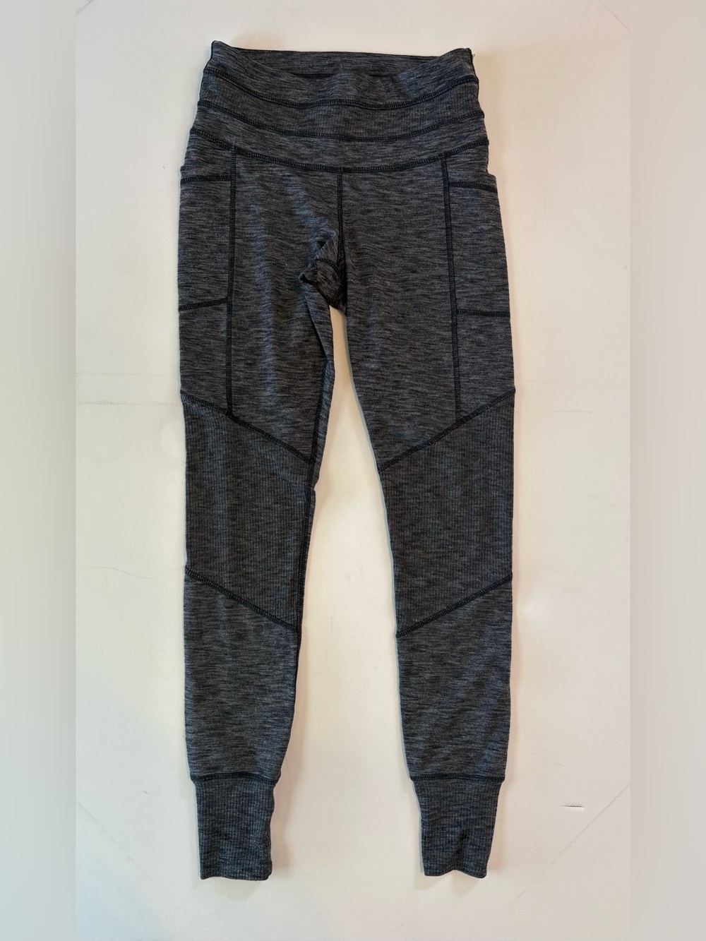 Women's Athleta Dark Gray 28" Excursion Tights Size XS
